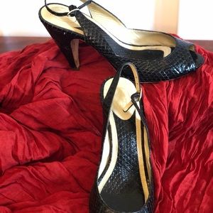 Black snakeskin slingback pumps size 37